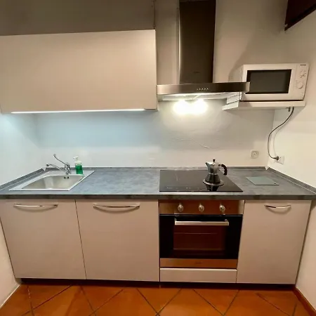 Sottoriva 12 City Center Large Apartment Verona Exterior photo