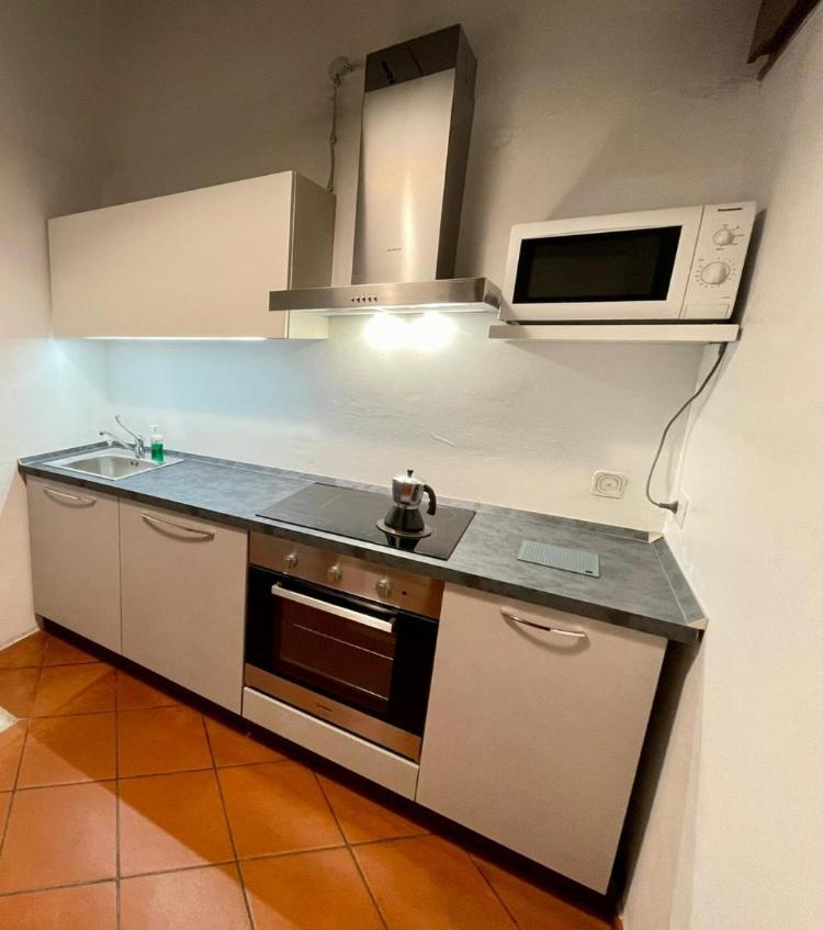 Sottoriva 12 City Center Large Apartment Apartment *